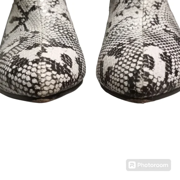 WETKISS Women's Snakeskin Ankle Boots Size 7.5 - Picture 4 of 15
